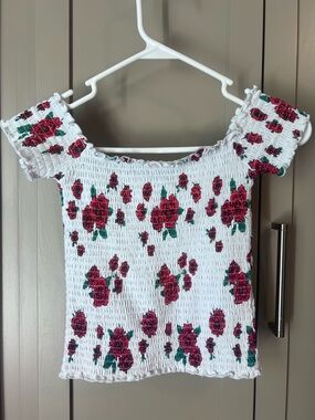 Hollister Smocked White Floral Off-Shoulder Women's Top - Size XS - Like New